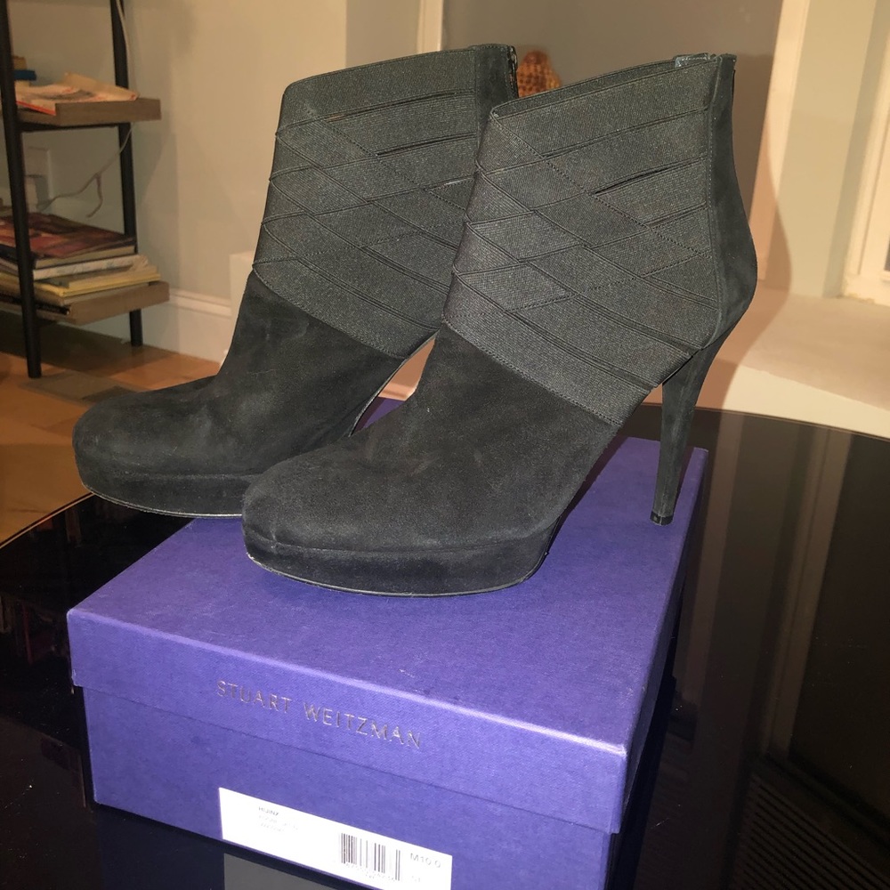 Womens size 10 Stuart Weitzman